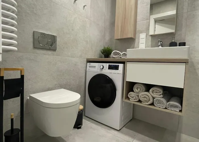 Shellter By The Sea *